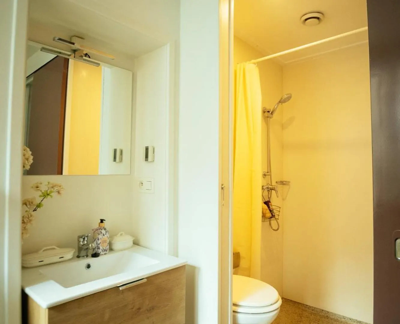 Guesthouse Hart & Ziel Antwerp 0*,